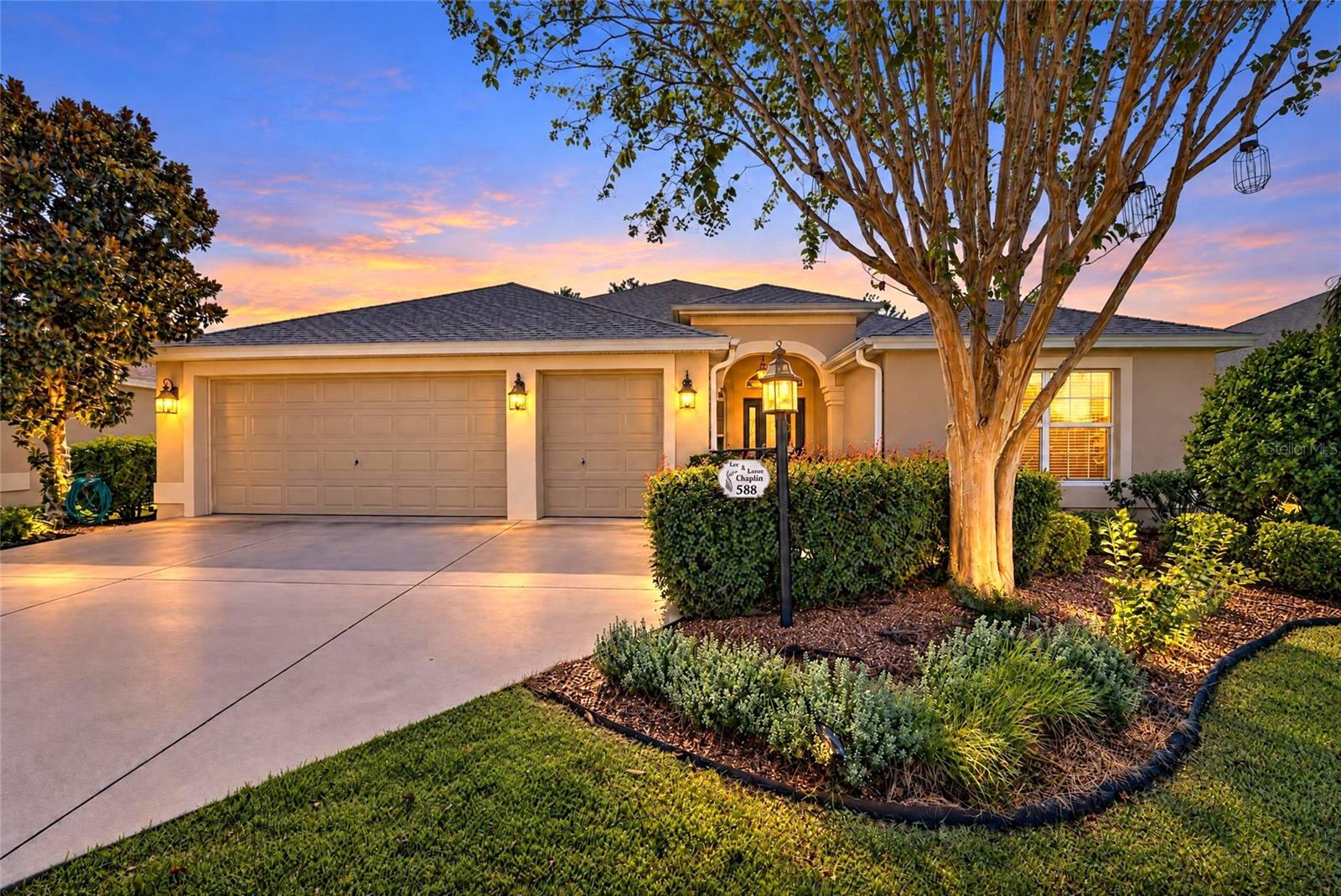 588 BRADFORD LOOP