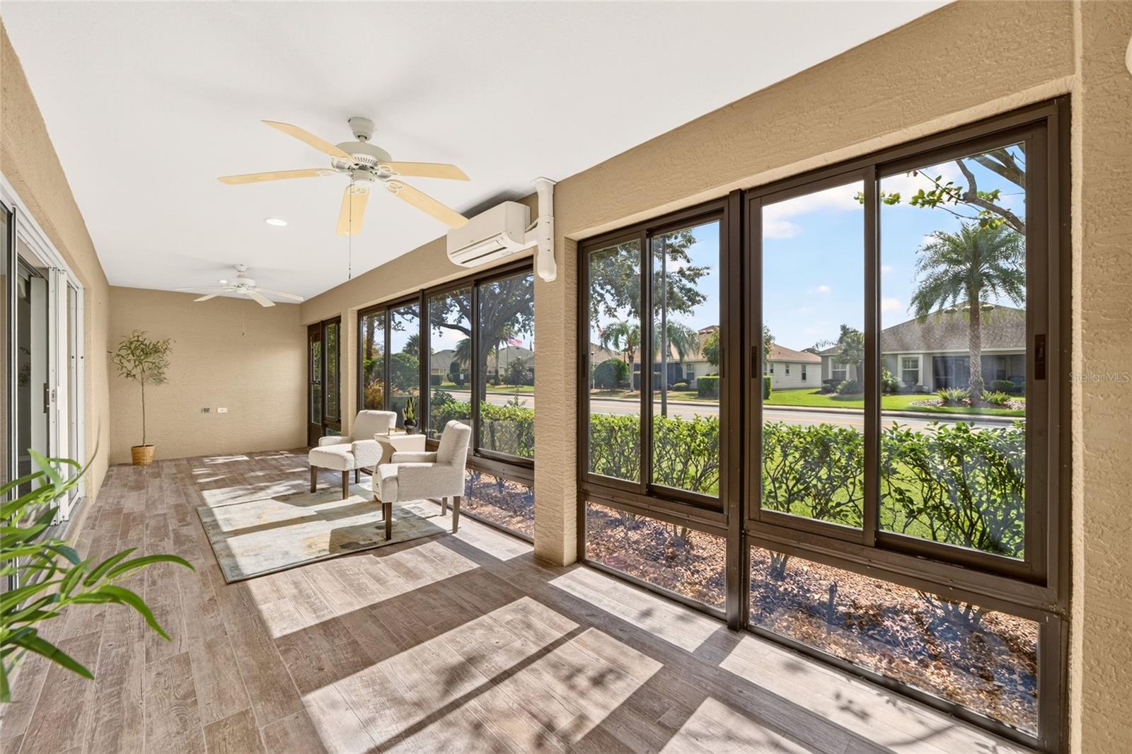 588 BRADFORD LOOP
