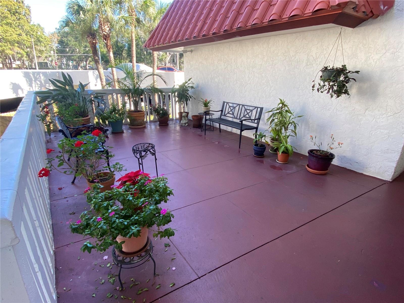 MOUNT DORA VILLA DORA CONDO UNIT 01 - Residential