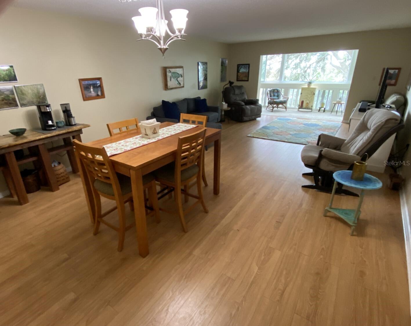 MOUNT DORA VILLA DORA CONDO UNIT 01 - Residential