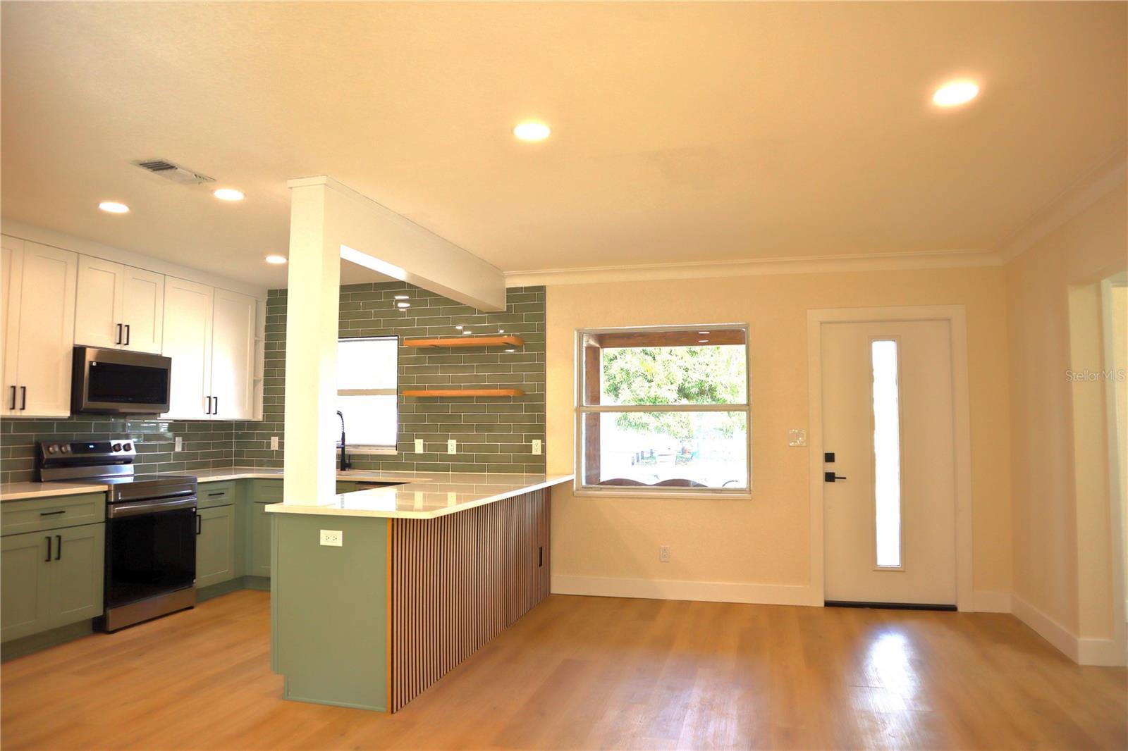 SIRMONS ESTATES - Residential