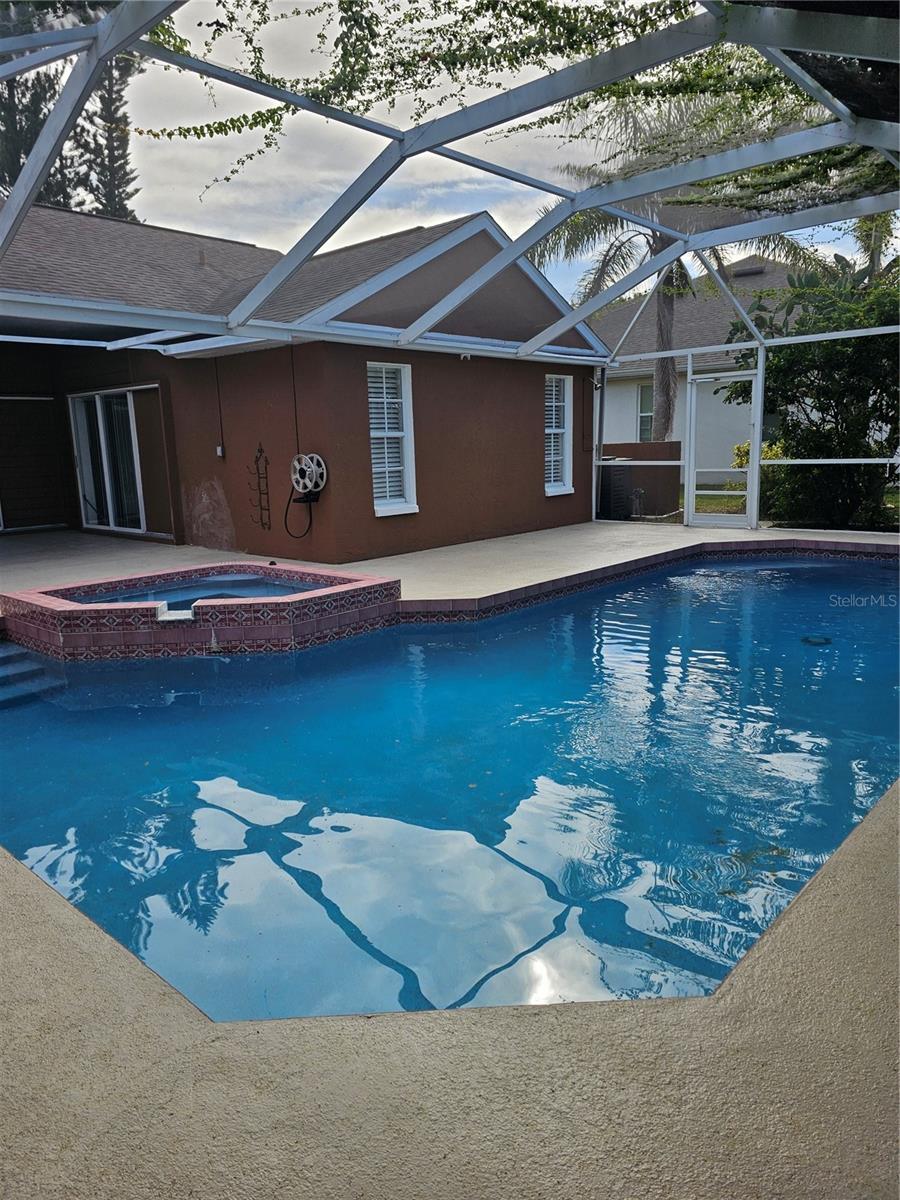 LAKE OF THE WOODS - Residential Lease