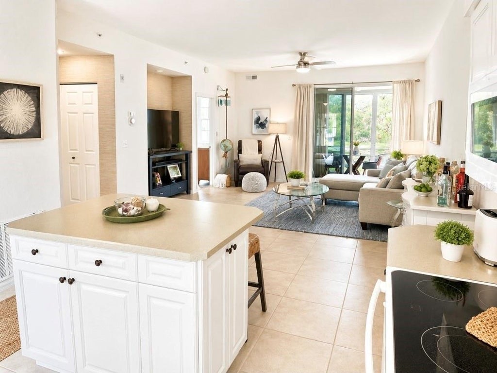Photo of 8360 Wingate Drive #811, Sarasota, FL 34238 (MLS # A4694722)