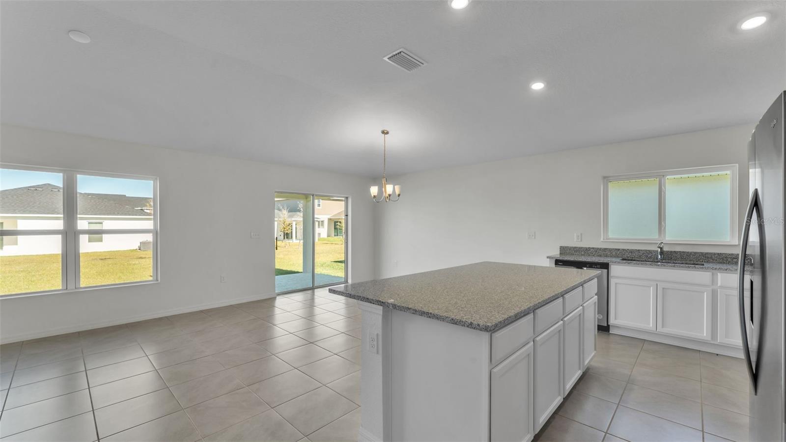 RESERVE AT FOREST LAKE - PHASE 1 - Residential Lease