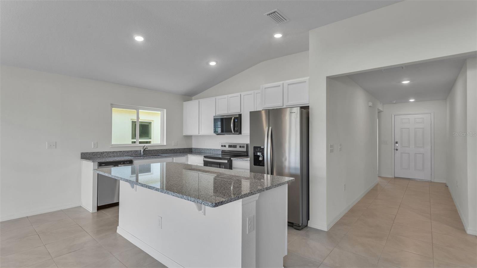 RESERVE AT FOREST LAKE - PHASE 1 - Residential Lease