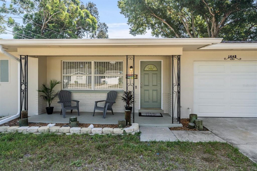 Photo of 1649 Gladys Street, Largo, FL 33774 (MLS # TB8415794)