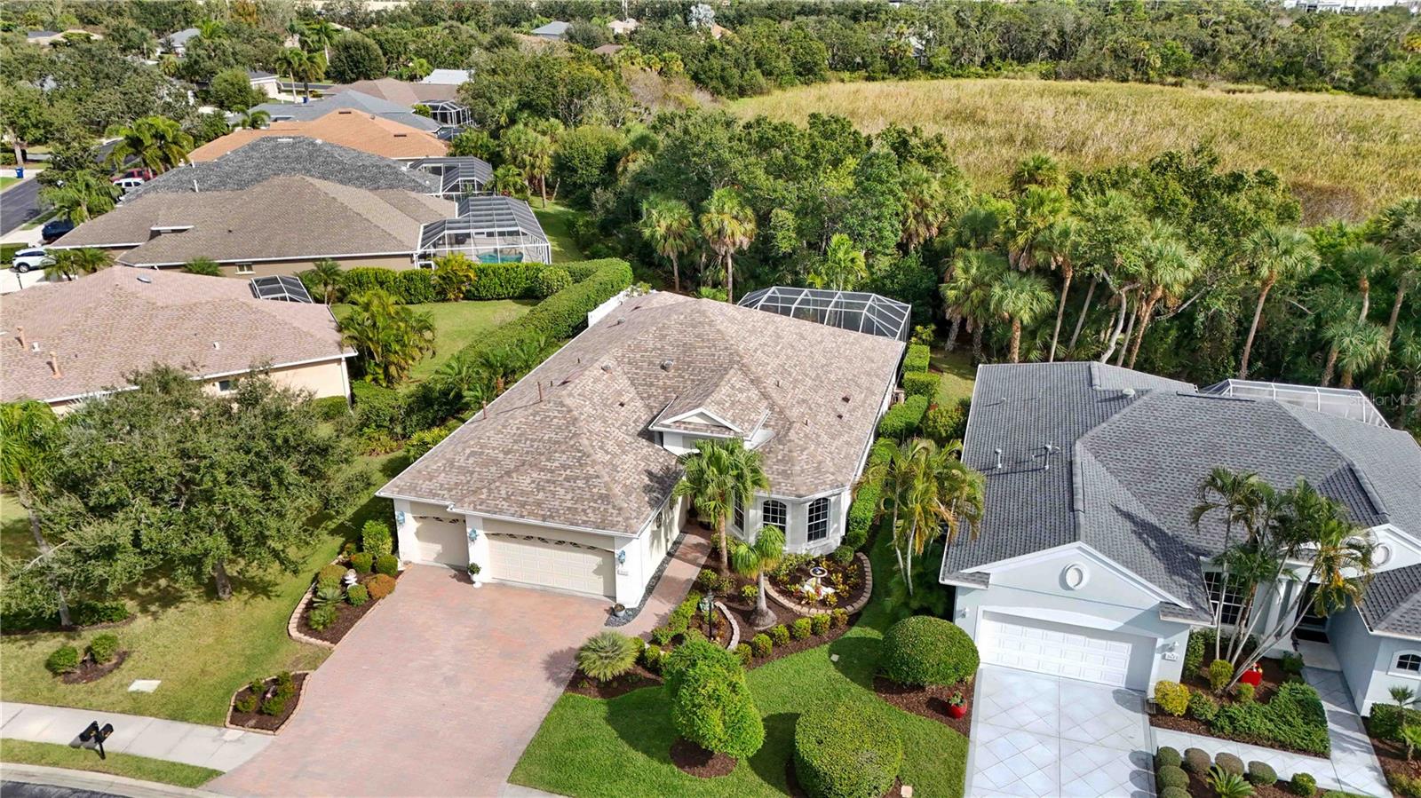 UNIVERSITY PLACE - Residential