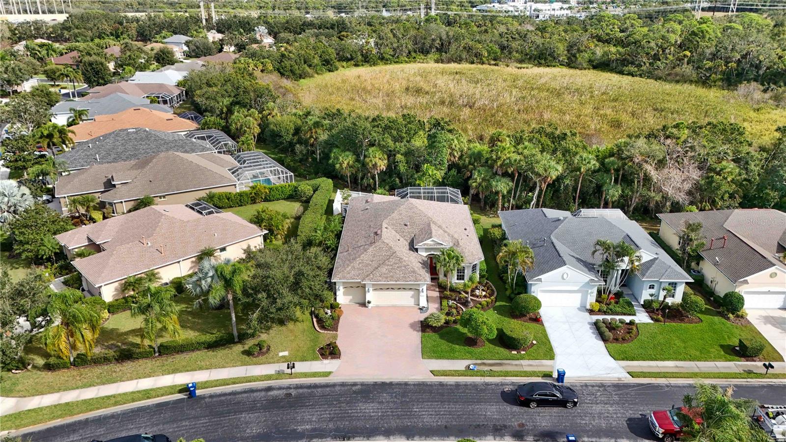 UNIVERSITY PLACE - Residential