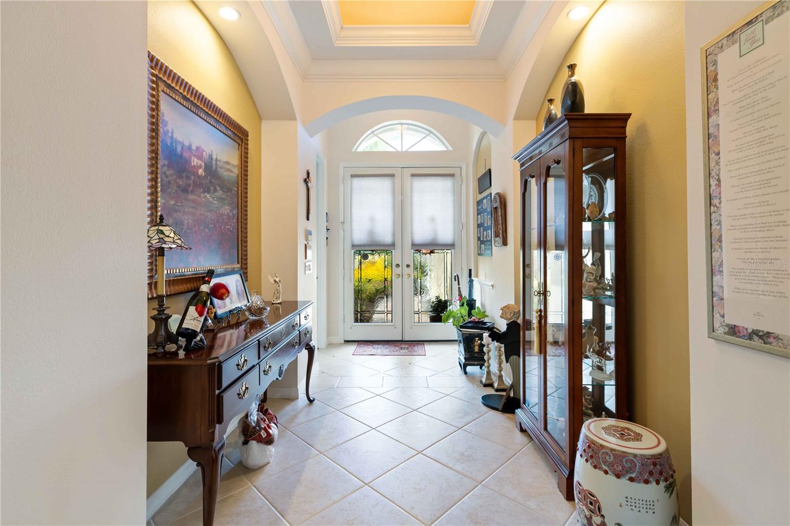 UNIVERSITY PLACE - Residential