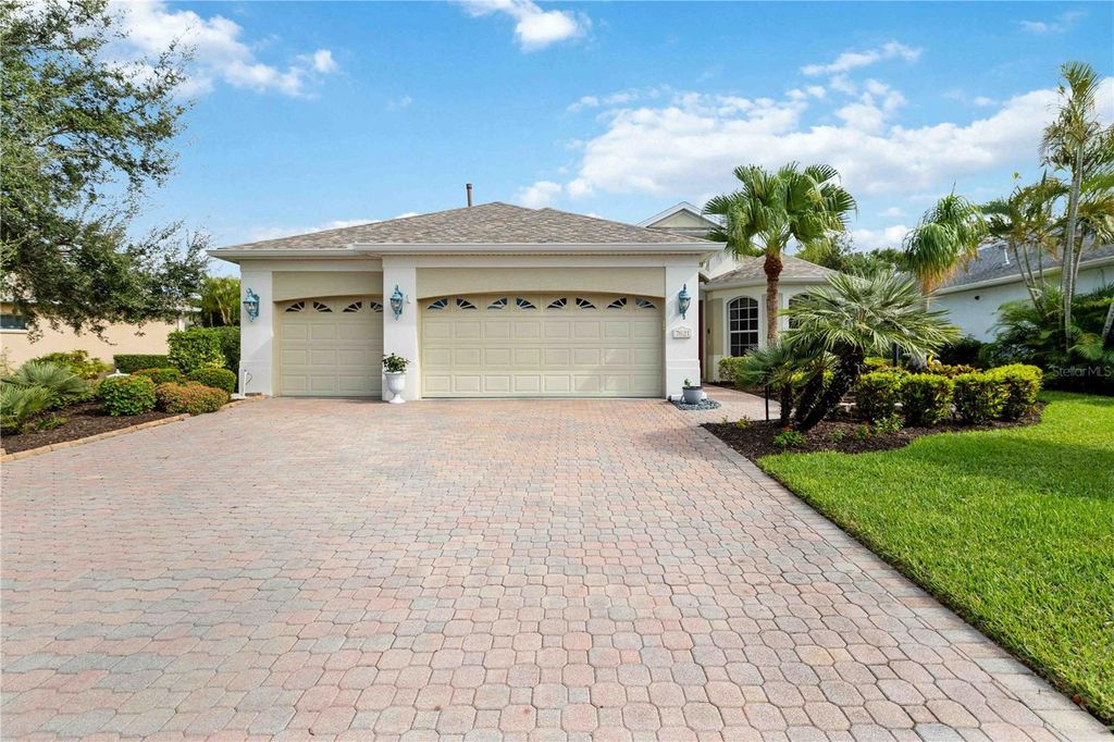 Photo of 7621 Charleston Street, University Park, FL 34201 (MLS # A4671610)