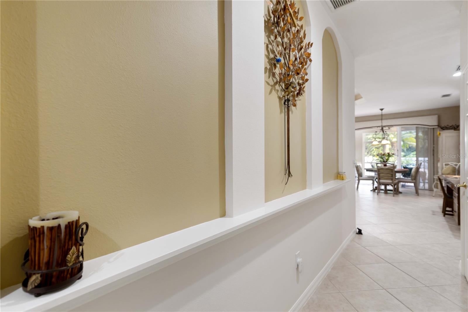 UNIVERSITY PLACE - Residential