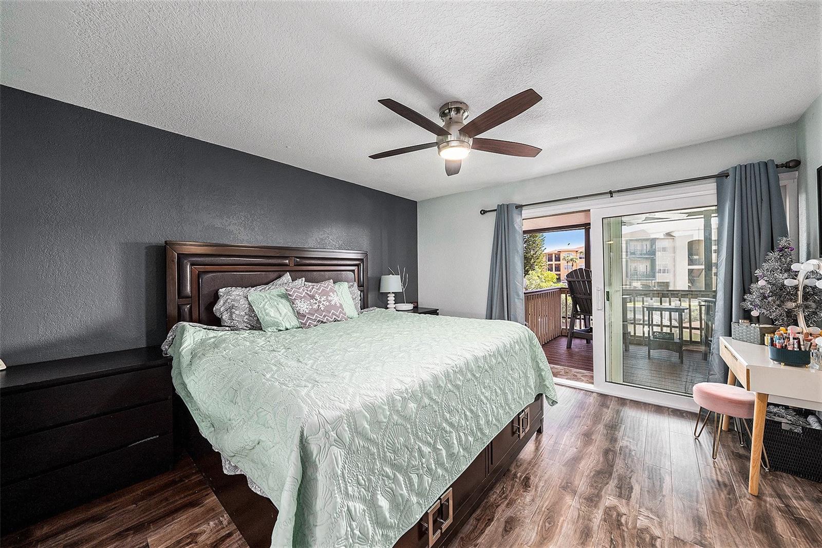 SPINNAKER COVE - Residential