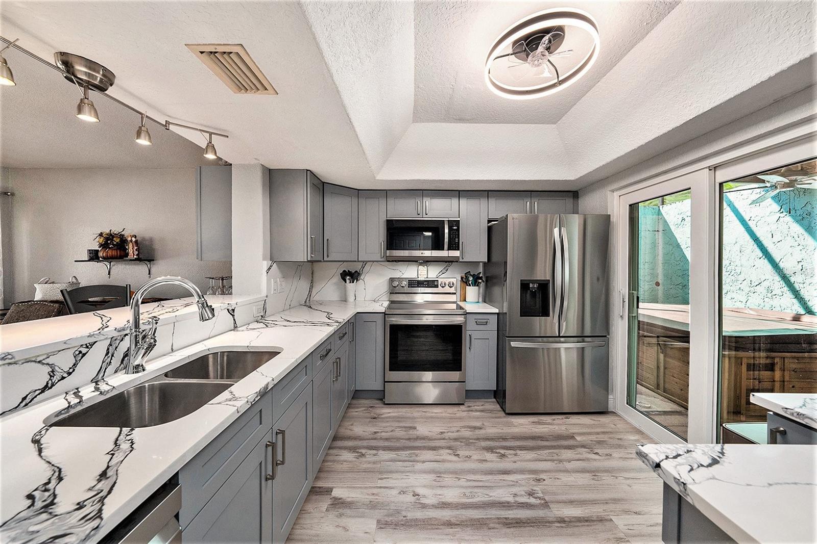 SPINNAKER COVE - Residential