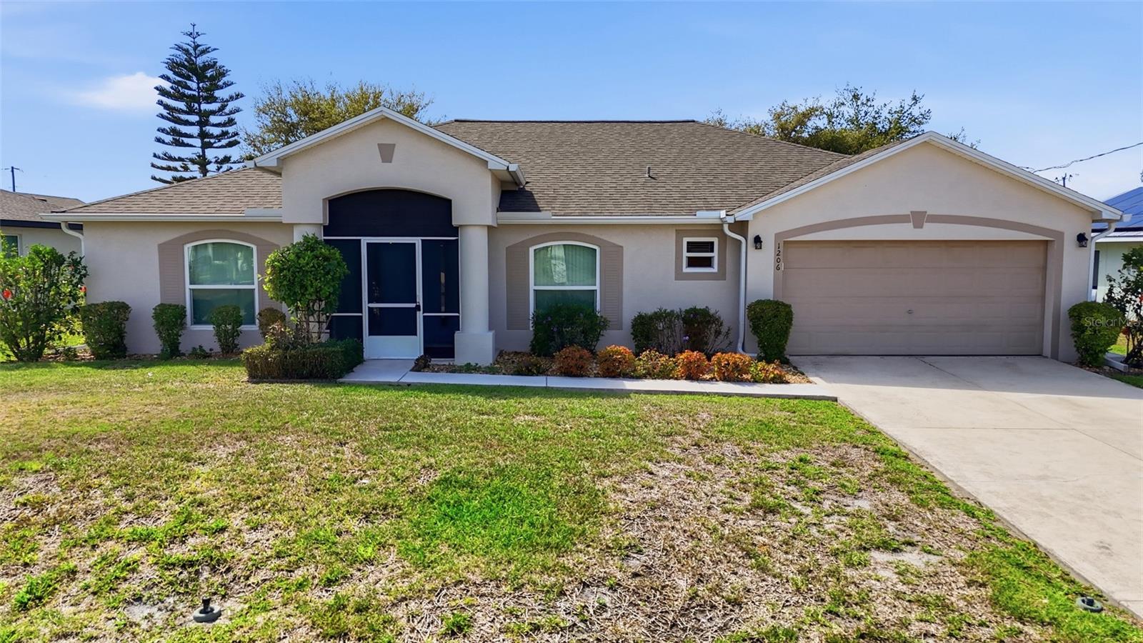 CAPE CORAL - Residential
