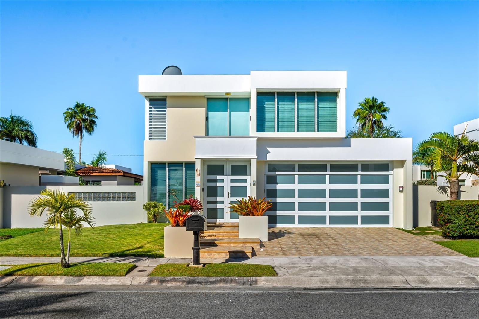 URB PASEO REAL - Residential