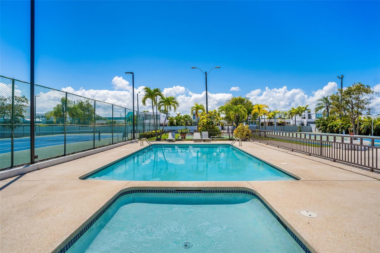 URB PASEO REAL - Residential