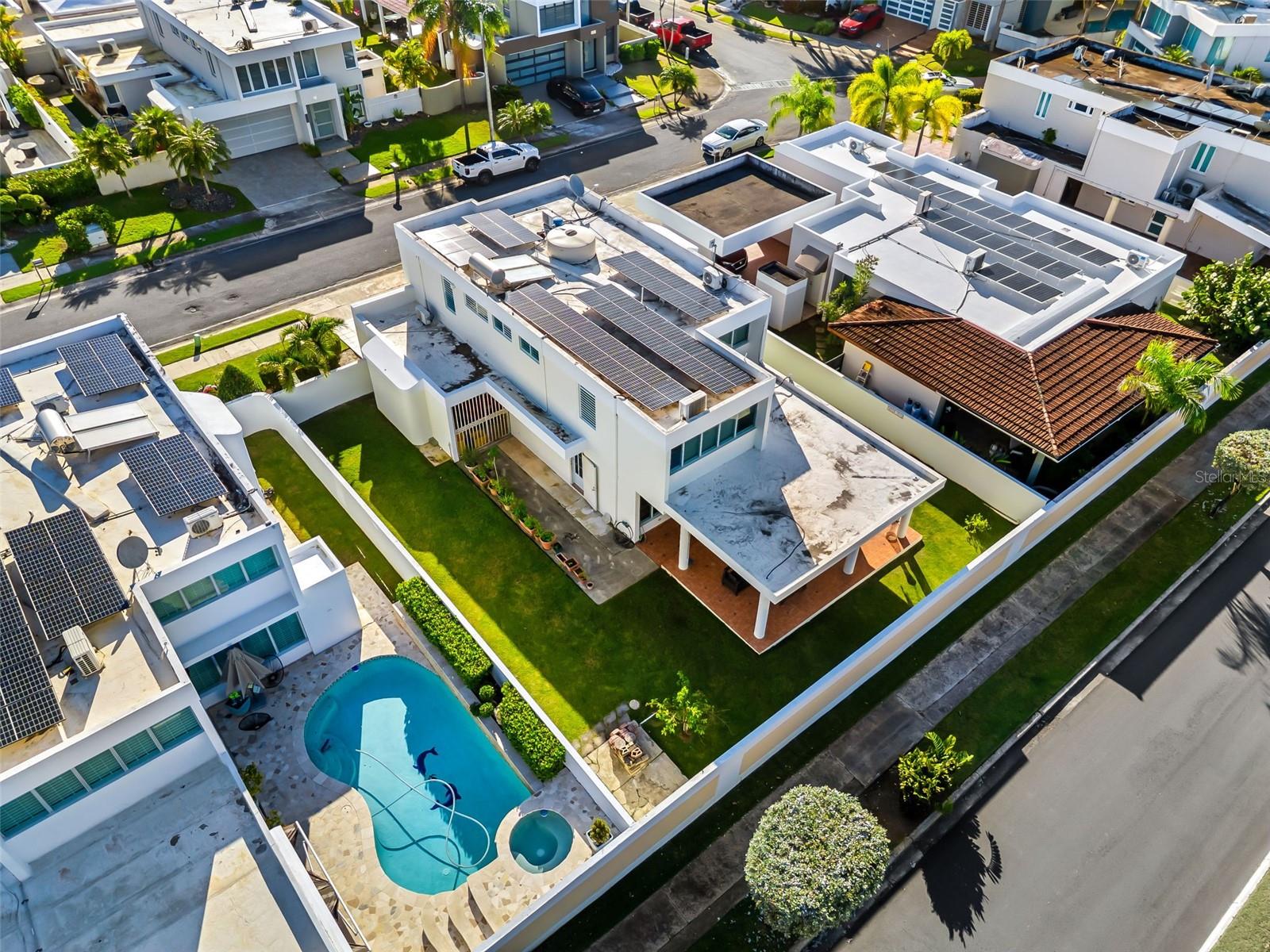 URB PASEO REAL - Residential