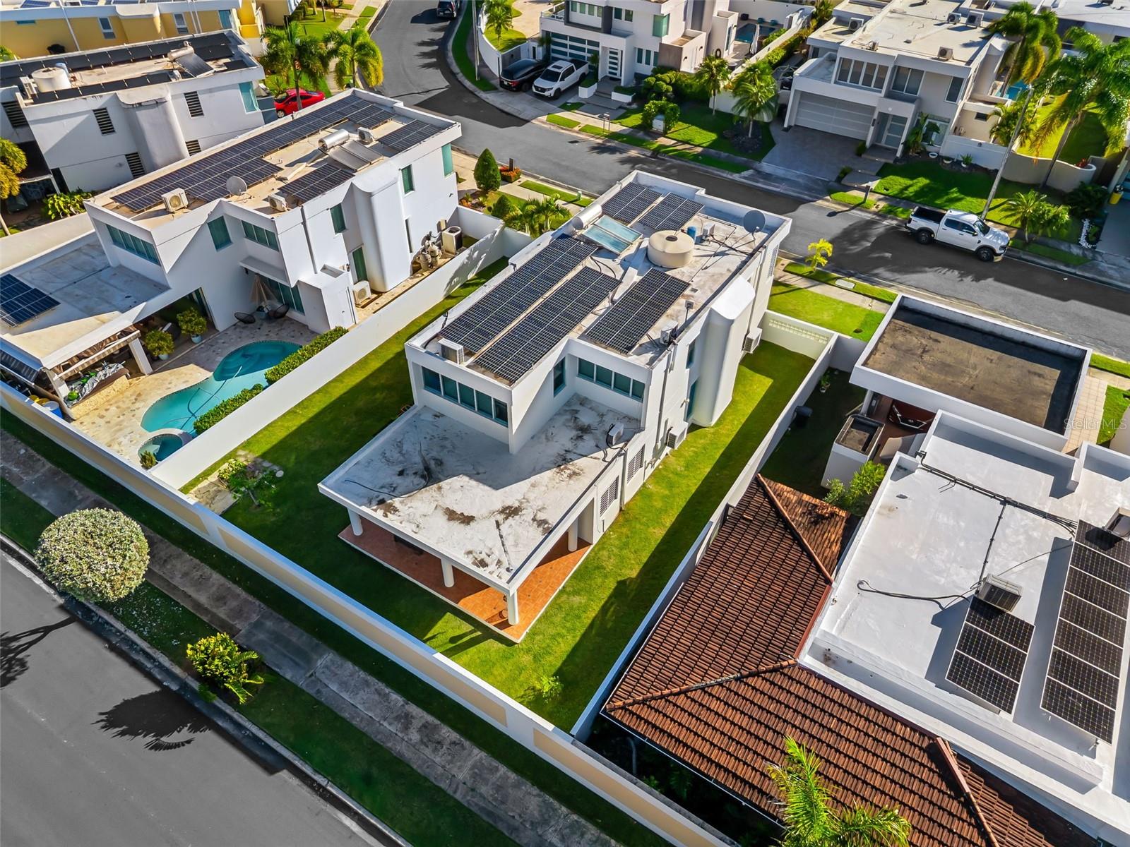 URB PASEO REAL - Residential