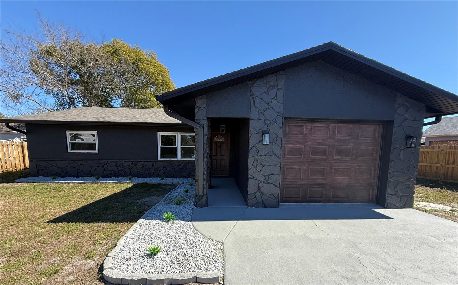 SHADOW RIDGE - Residential