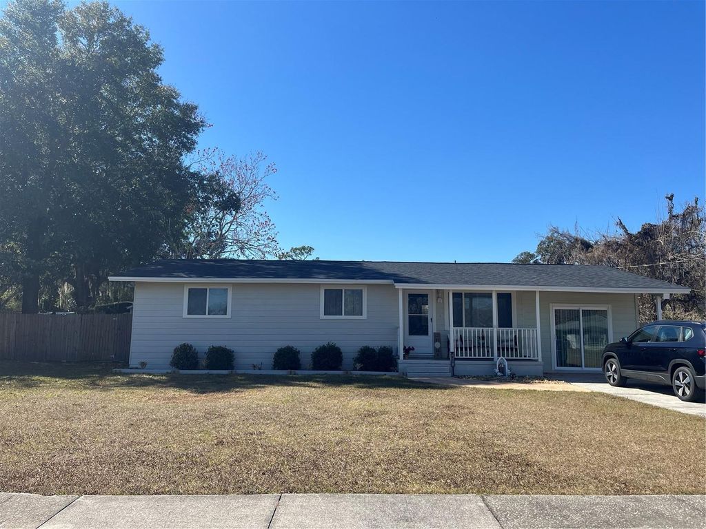 Photo of 824 Tucker Avenue, Orlando, FL 32807 (MLS # S5143043)