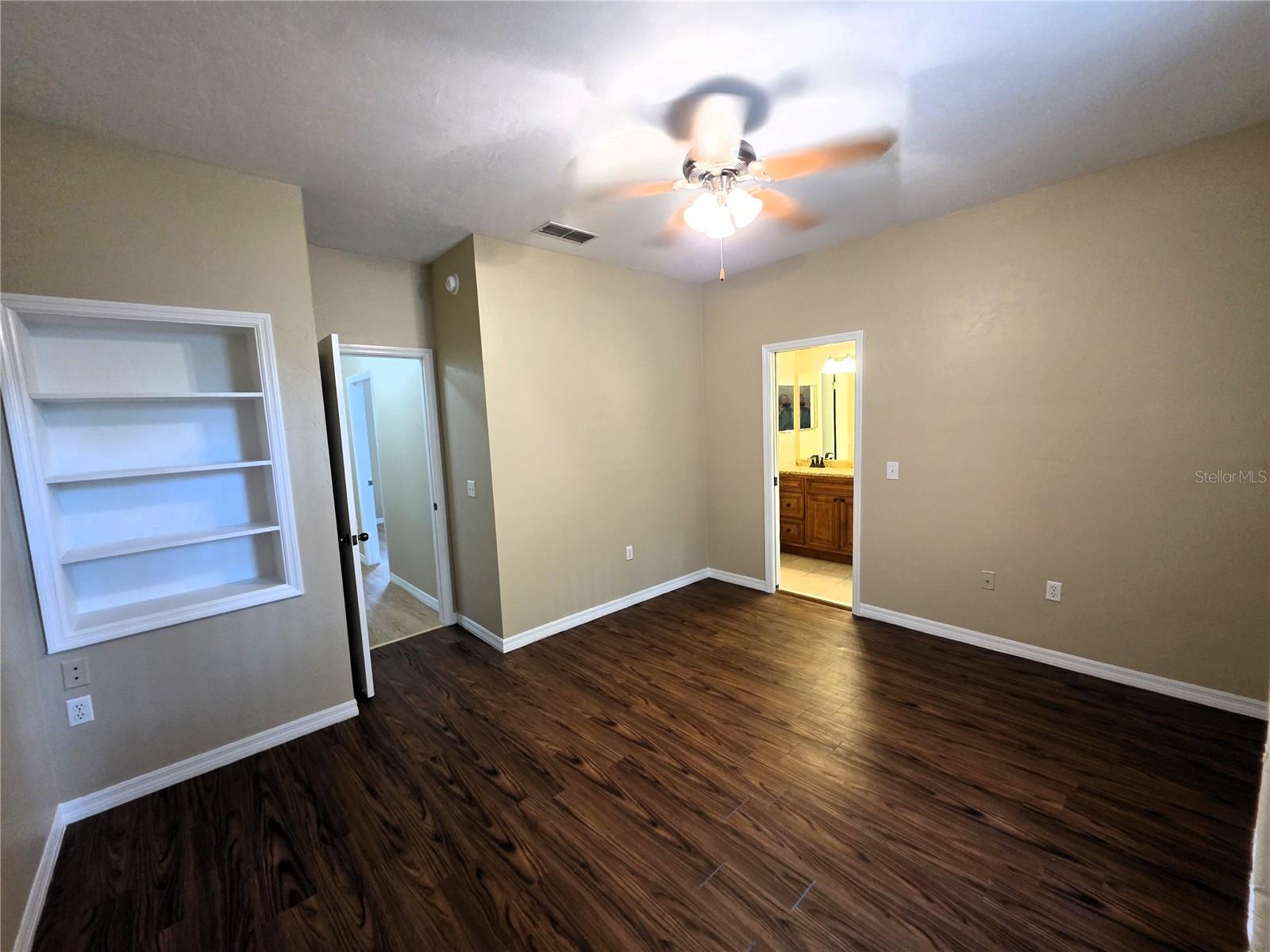 THE GABLES CONDO AT GAINE - Residential