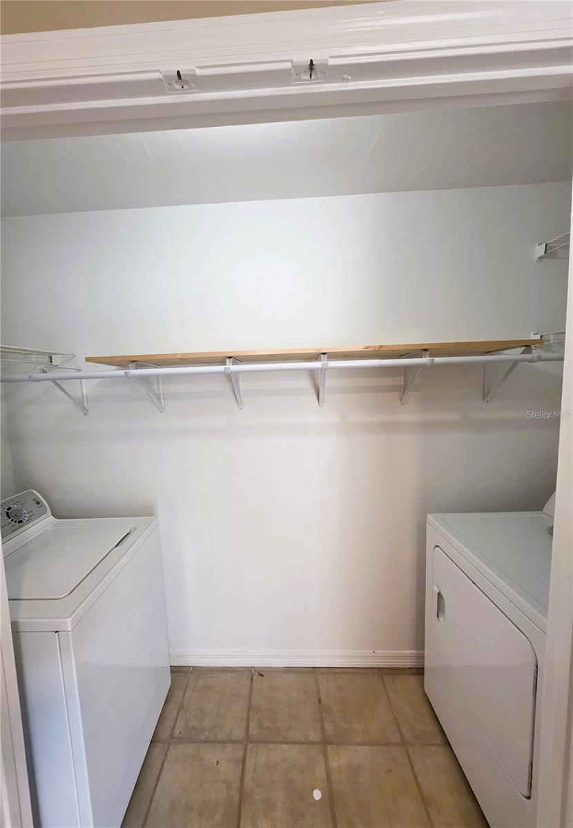 THE GABLES CONDO AT GAINE - Residential