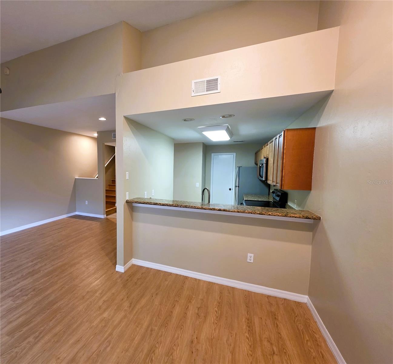 THE GABLES CONDO AT GAINE - Residential