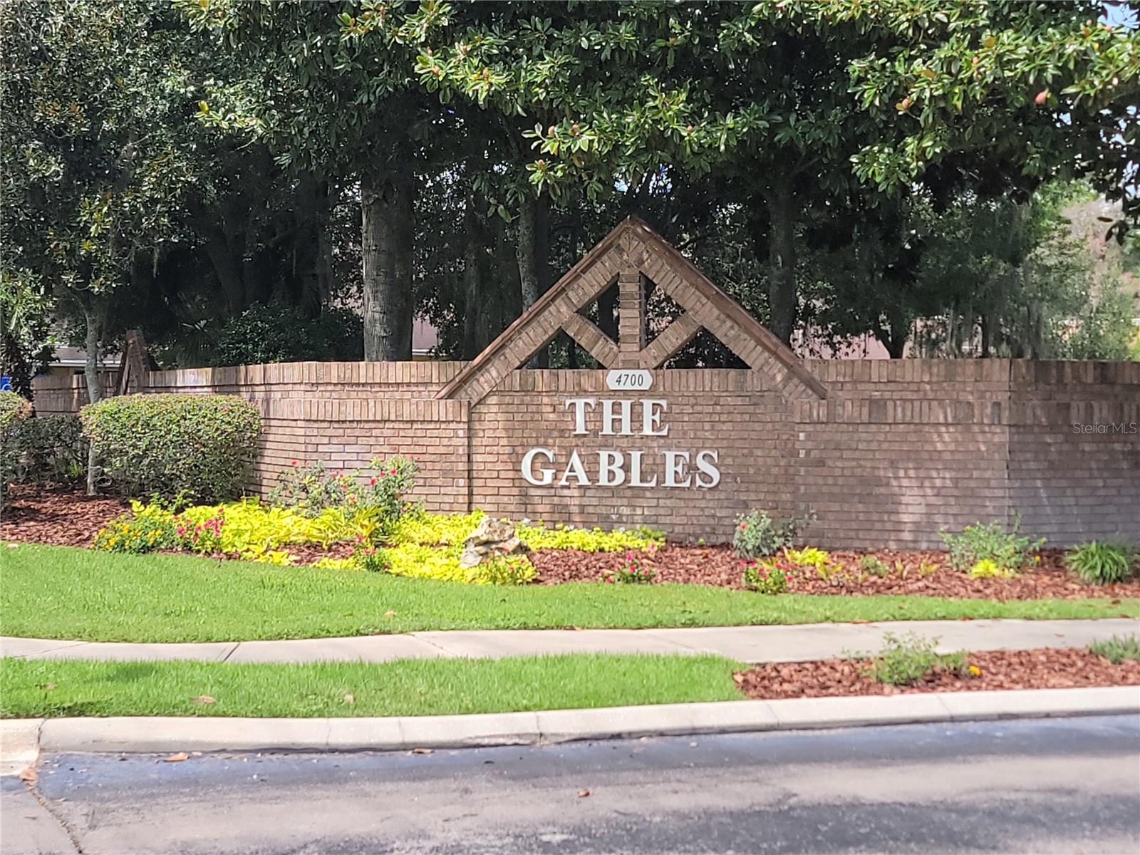 THE GABLES CONDO AT GAINE - Residential