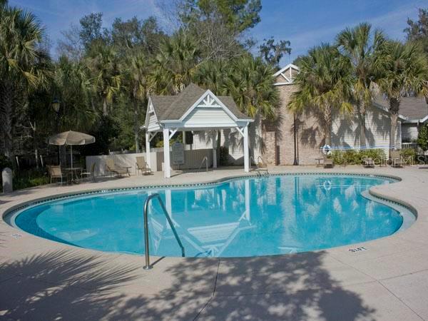 THE GABLES CONDO AT GAINE - Residential