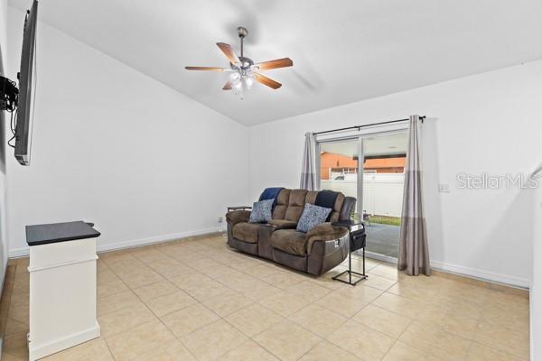 WILLOW CREEK - Residential