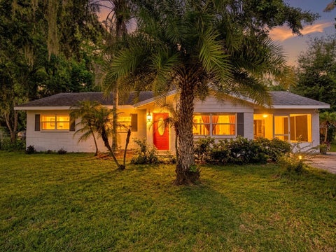 Tiny photo for 1361 Peters Drive, Leesburg, FL 34748 (MLS # G5115166)