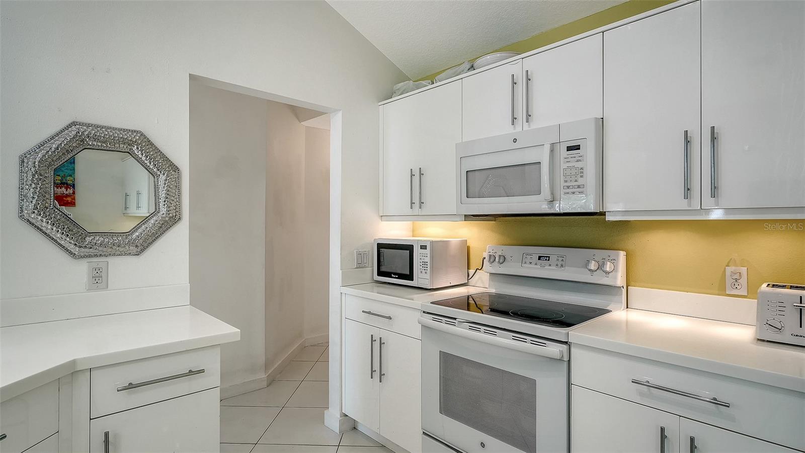 TREETOPS AT NORTH 40 - ONTARIO - Residential