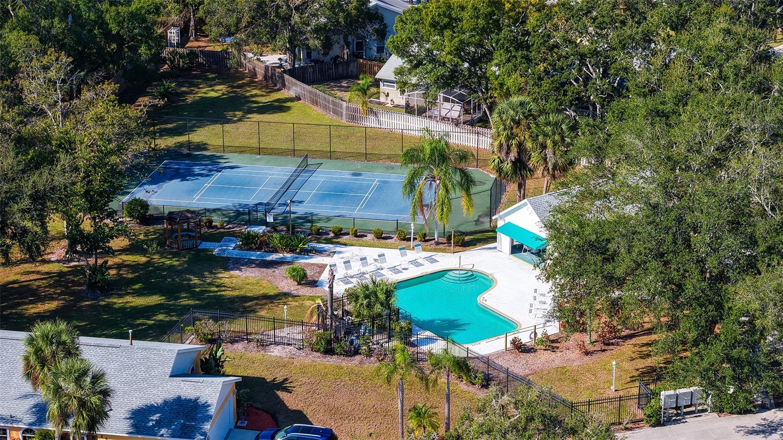 TREETOPS AT NORTH 40 - ONTARIO - Residential