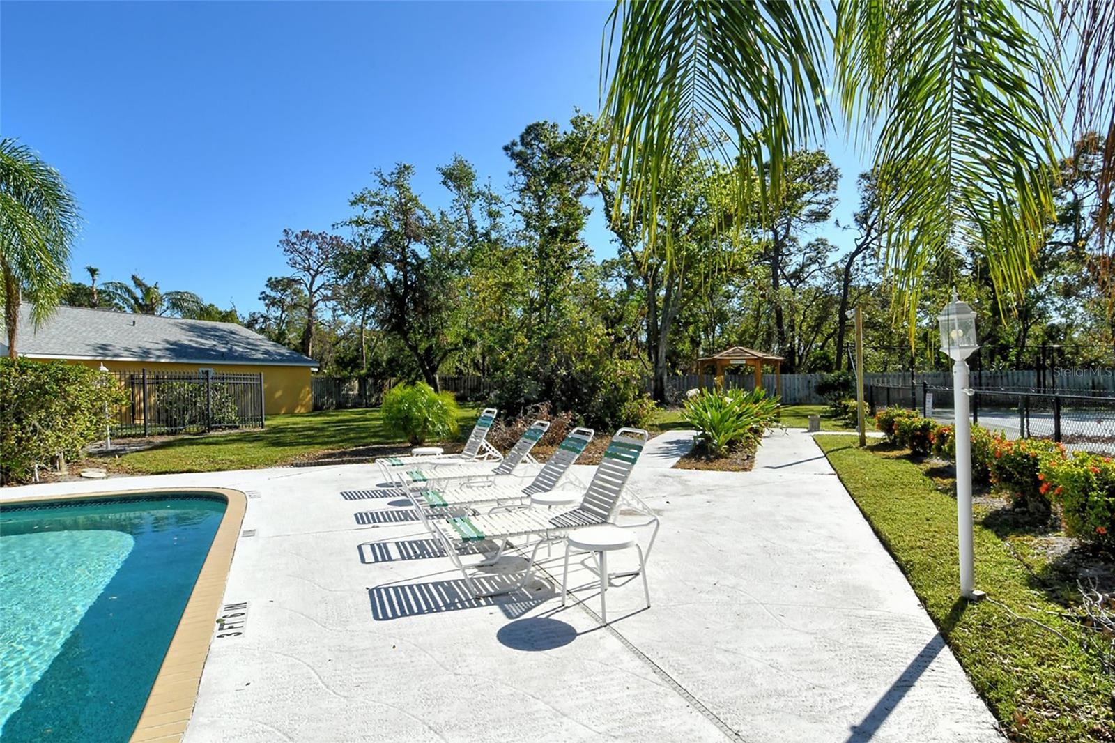 TREETOPS AT NORTH 40 - ONTARIO - Residential