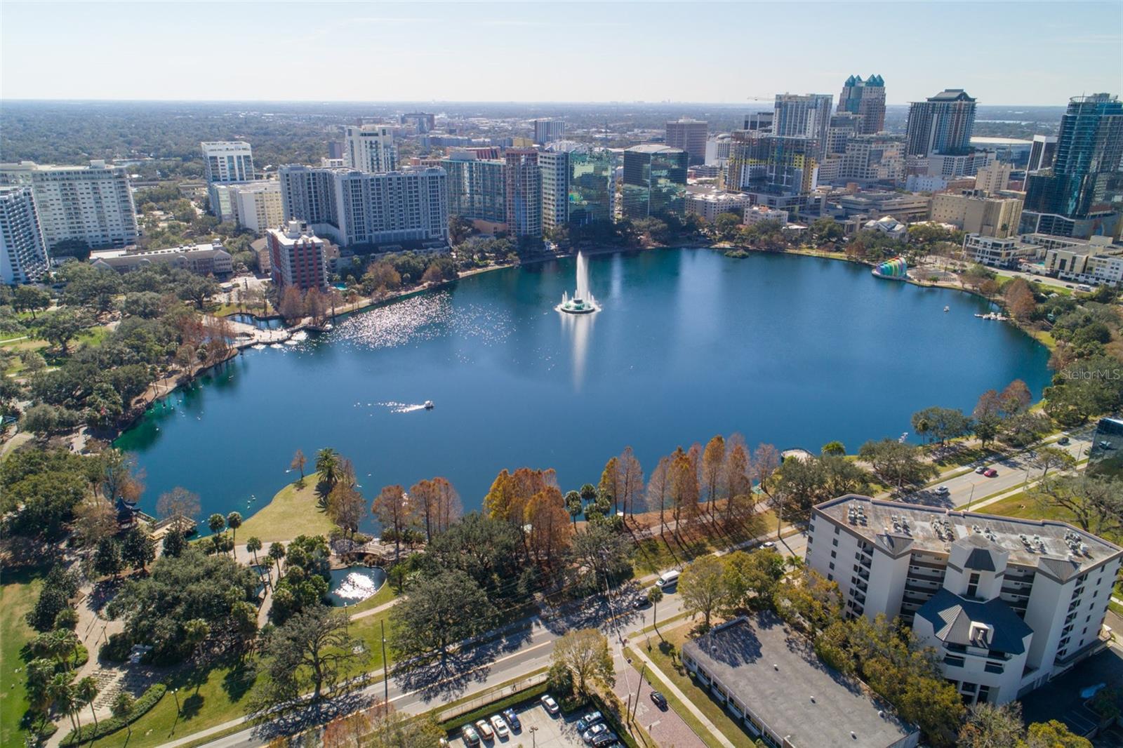 METROPOLITAN/LK EOLA - Residential