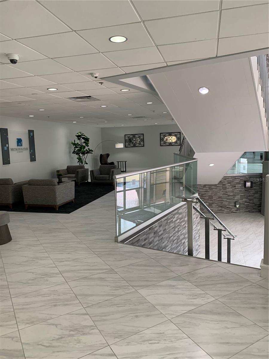 METROPOLITAN/LK EOLA - Residential