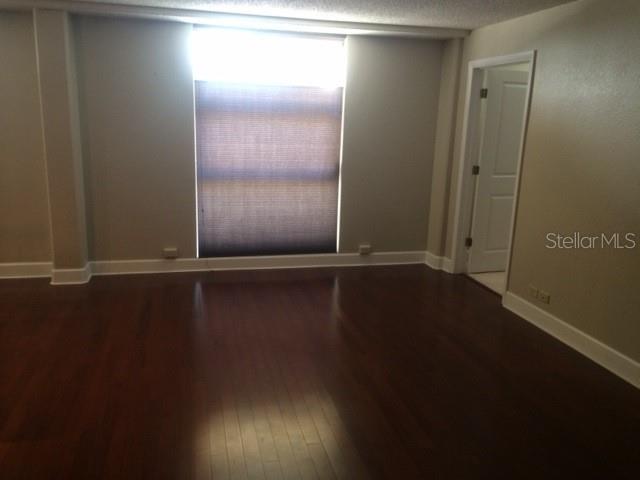 METROPOLITAN/LK EOLA - Residential