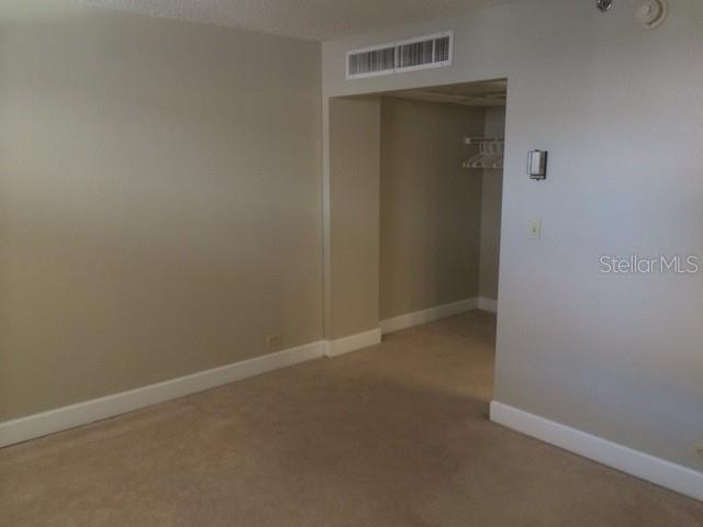 METROPOLITAN/LK EOLA - Residential