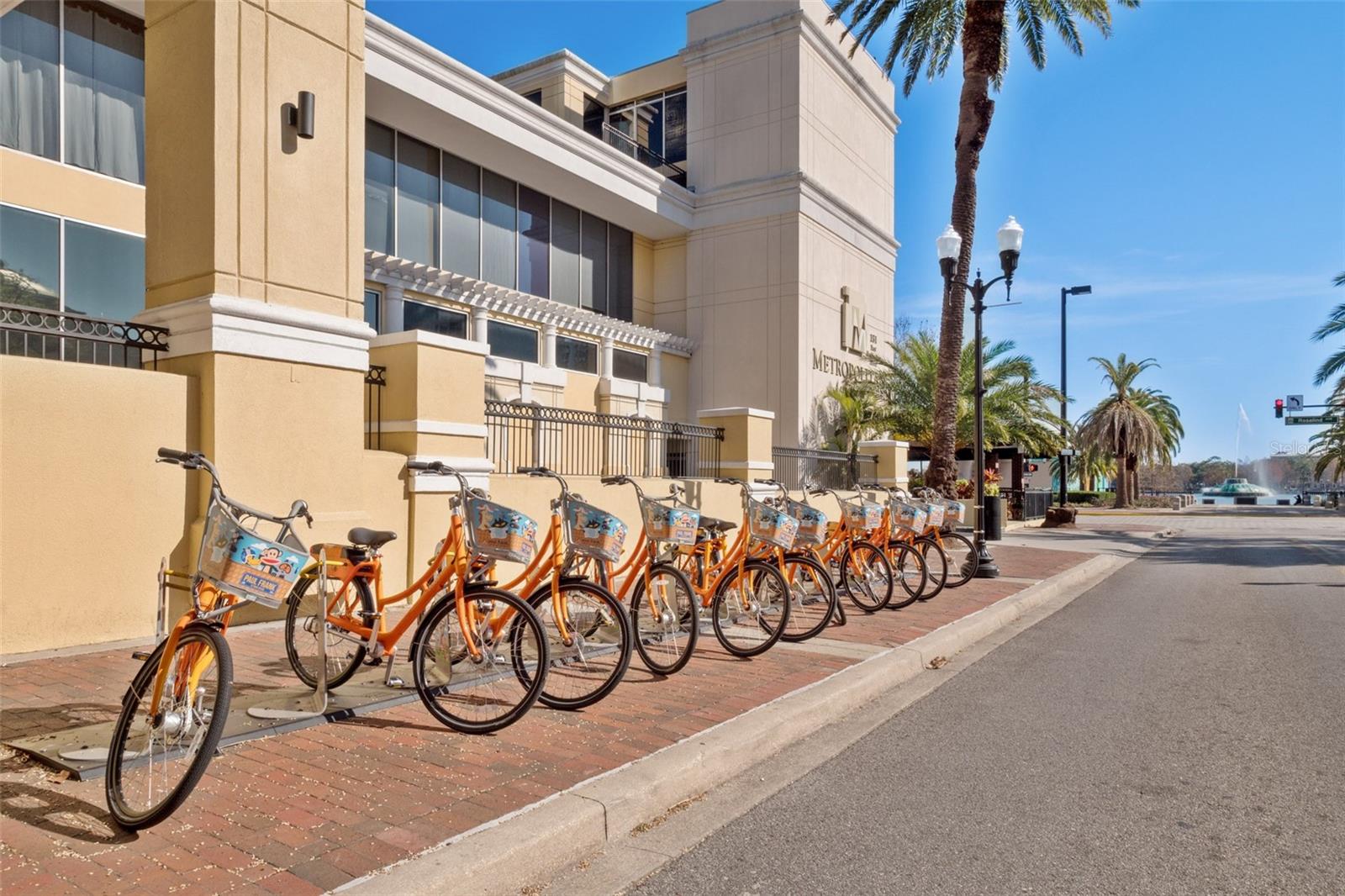 METROPOLITAN/LK EOLA - Residential