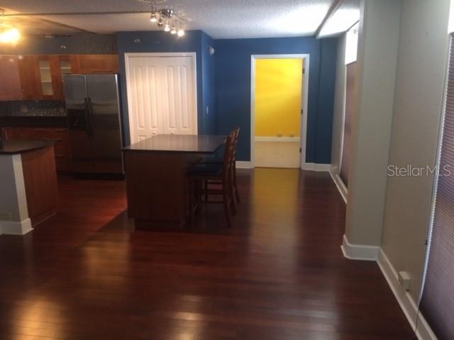 METROPOLITAN/LK EOLA - Residential