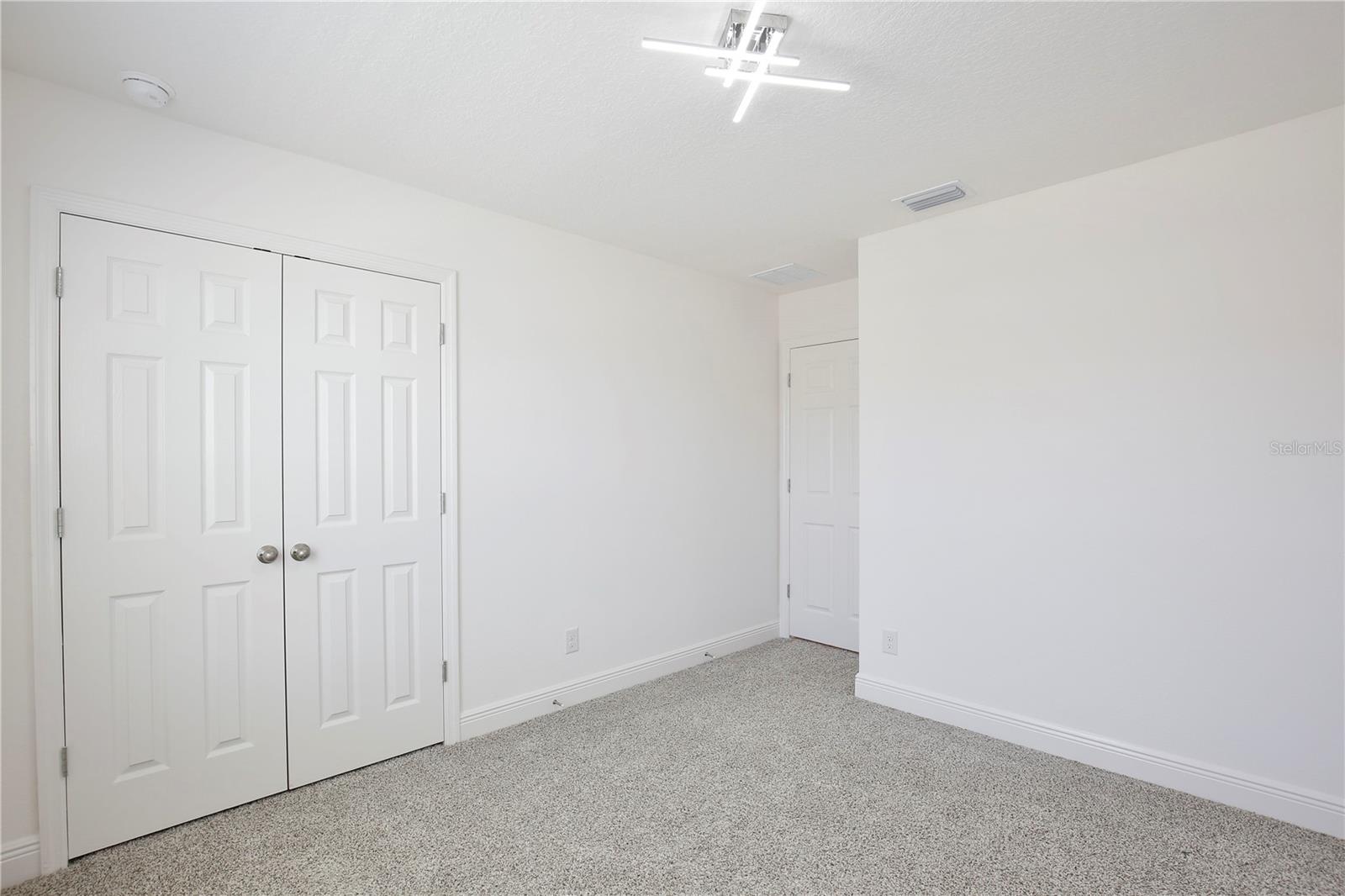 ARDMORE RESERVE PH VI A REP - Residential Lease