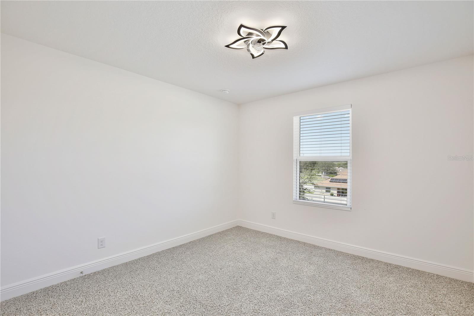 ARDMORE RESERVE PH VI A REP - Residential Lease