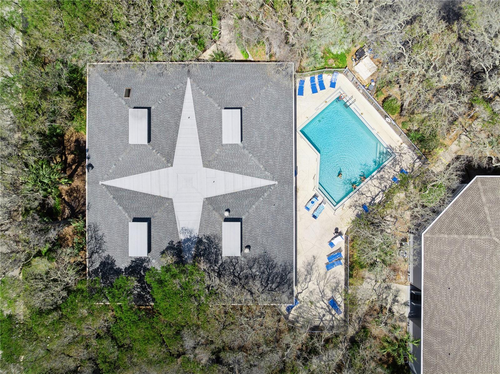 SEA WOODS CONDO PH 01 & 02 - Residential