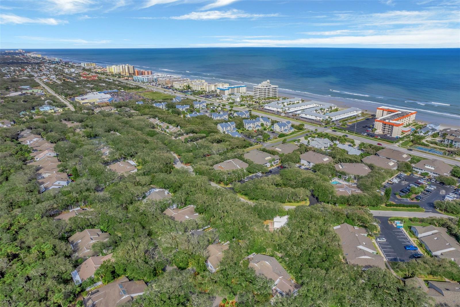 SEA WOODS CONDO PH 01 & 02 - Residential