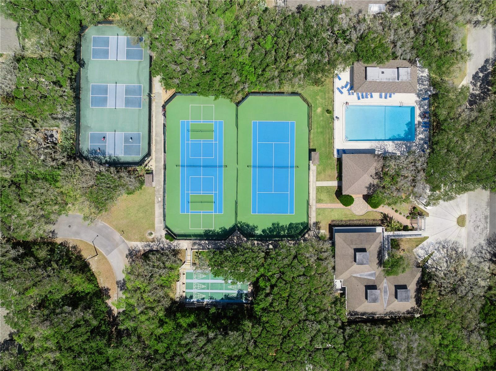 SEA WOODS CONDO PH 01 & 02 - Residential