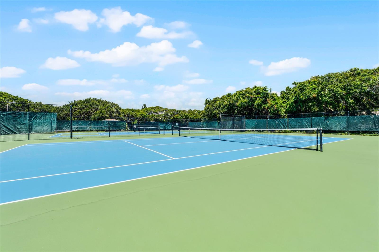 SEA WOODS CONDO PH 01 & 02 - Residential