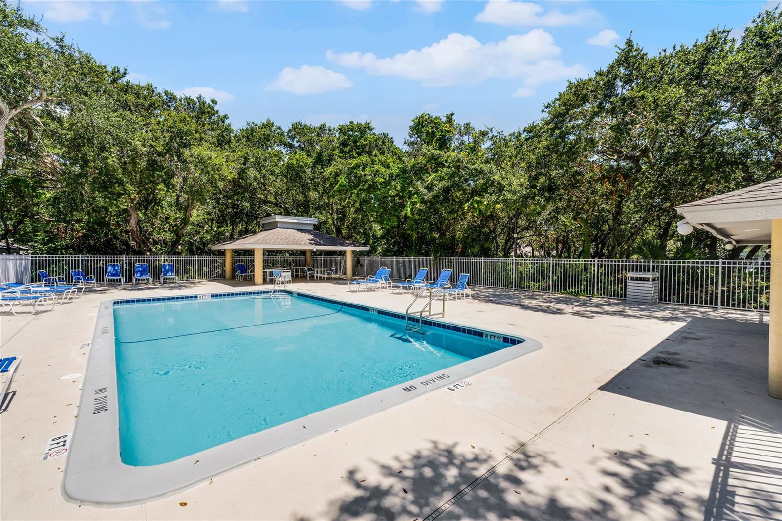 SEA WOODS CONDO PH 01 & 02 - Residential