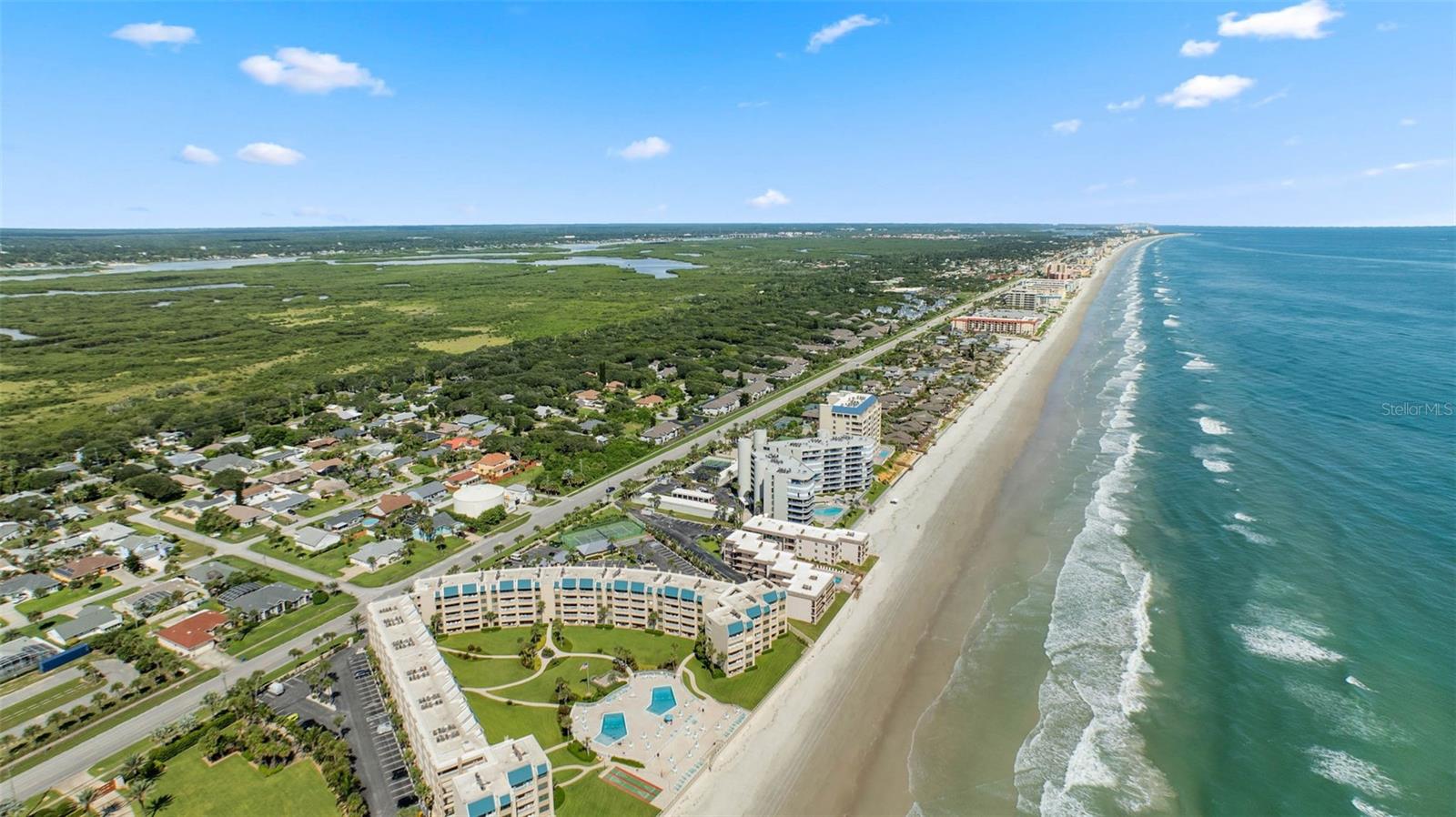 SEA WOODS CONDO PH 01 & 02 - Residential