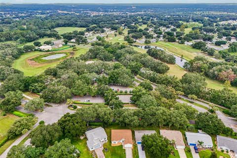 Tiny photo for 25111 Bonnie Blue Court, Leesburg, FL 34748 (MLS # G5115881)