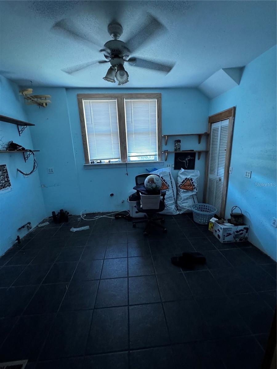 HALLS CENTRAL AVE 3 - Residential